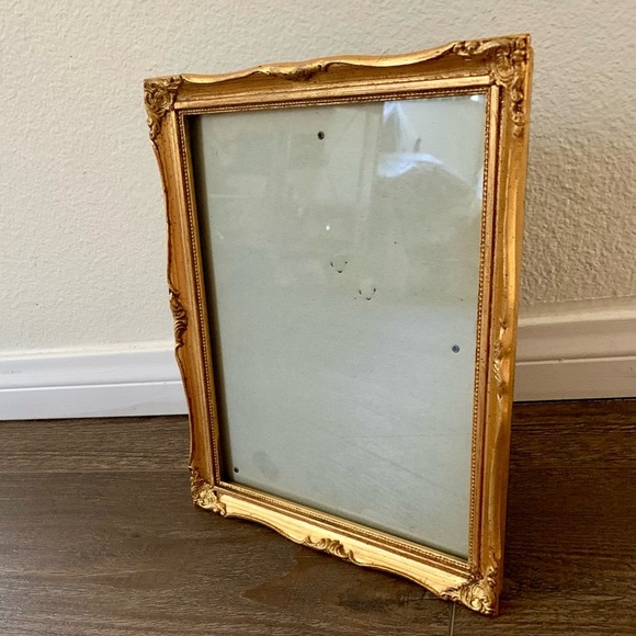 Other - Vintage Victorian Golden Color Frame 9.5/12 Inch